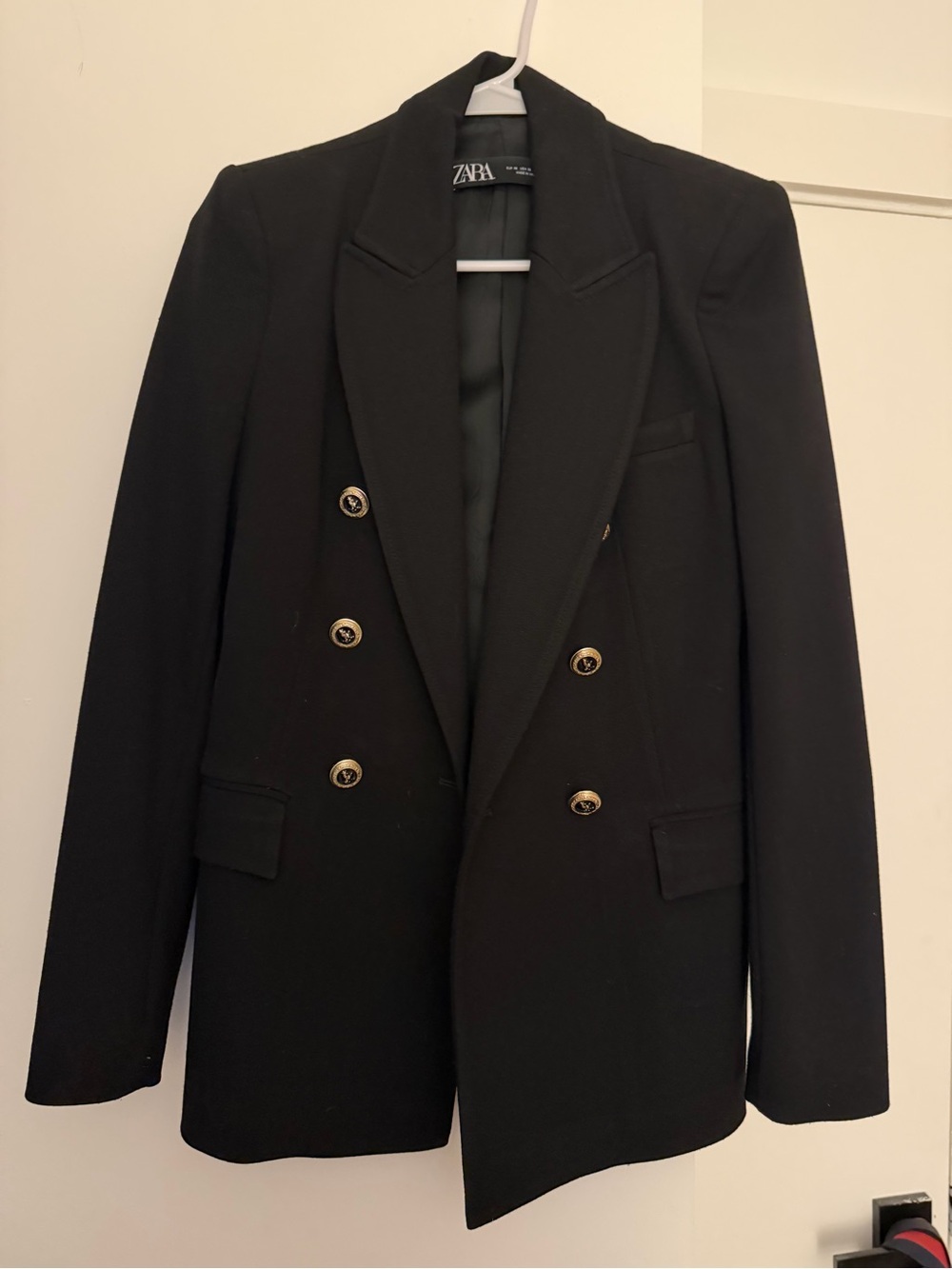 Zara Women’s Black Blazer